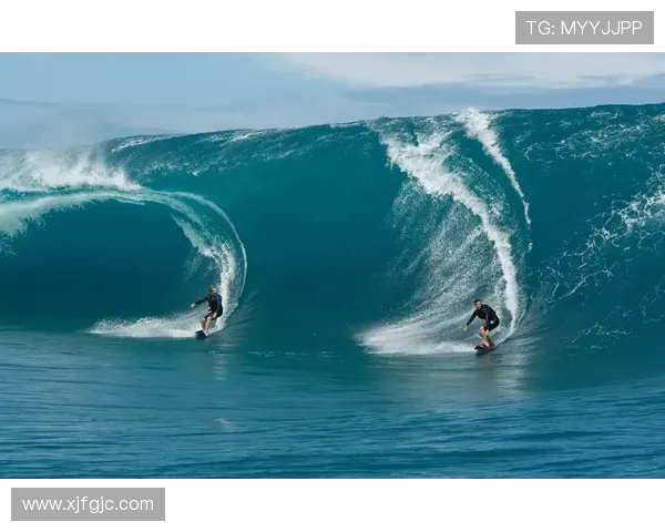 水上摩托花样技巧全面解析 探索极限运动中的创新与挑战 水上摩托花样技巧全面解析 探索极限运动中的创新与挑战