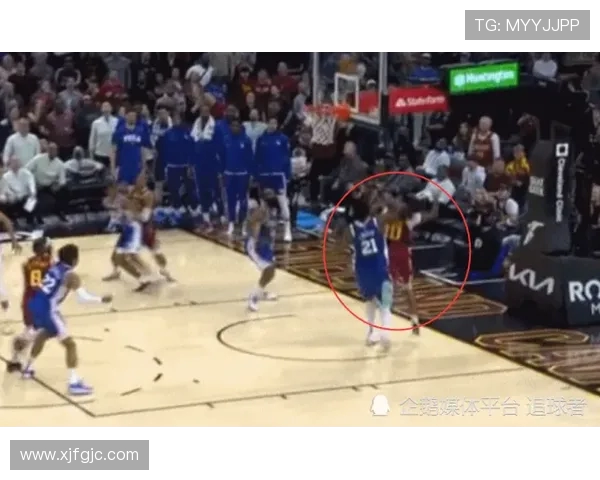 约基奇因拉阿门手臂压哨犯规领第四犯 球场局势瞬间变化