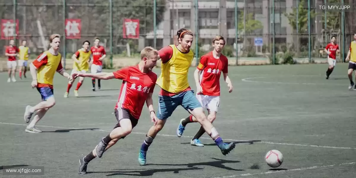 🎁 球迷专属,品质之选!周边好物,让热爱触手可及!